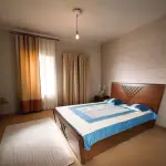 Bed (B-104)