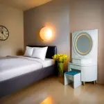 Dressing Table (D-129)